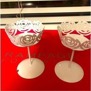 Hobby Lobby White Rose Designs Cupcake Holders